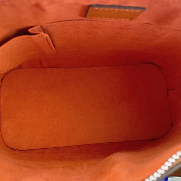 ルイヴィトンバッグ素材ディテール